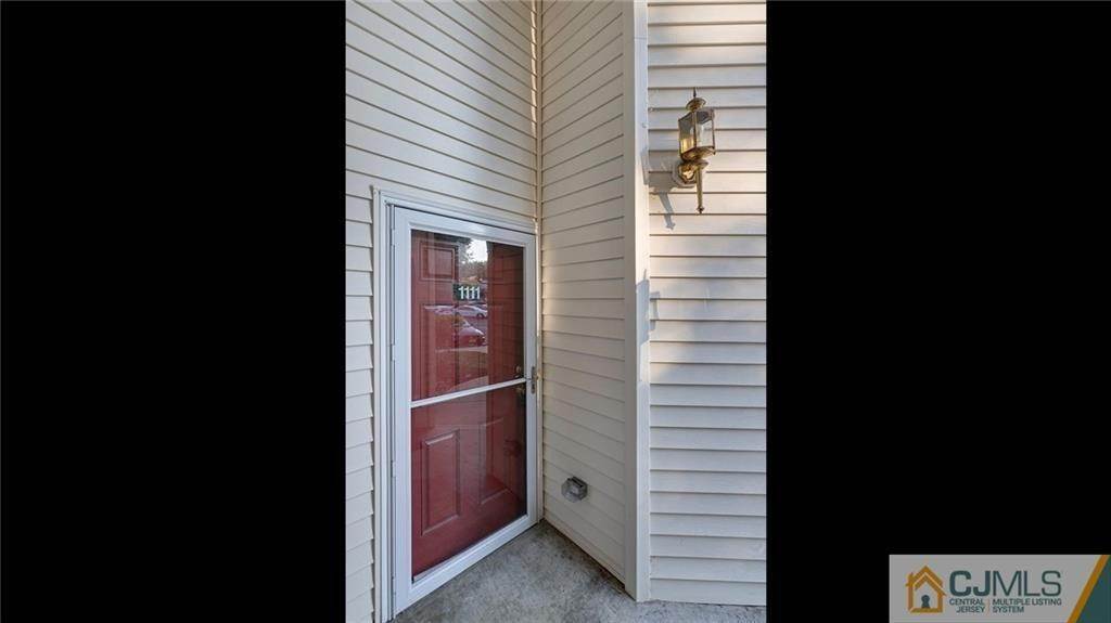 4. Townhouse for Sale at Monroe, NJ 08831