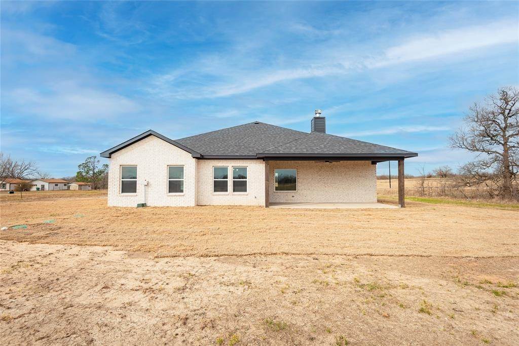 29. Single Family for Sale at Greenville, TX 75402