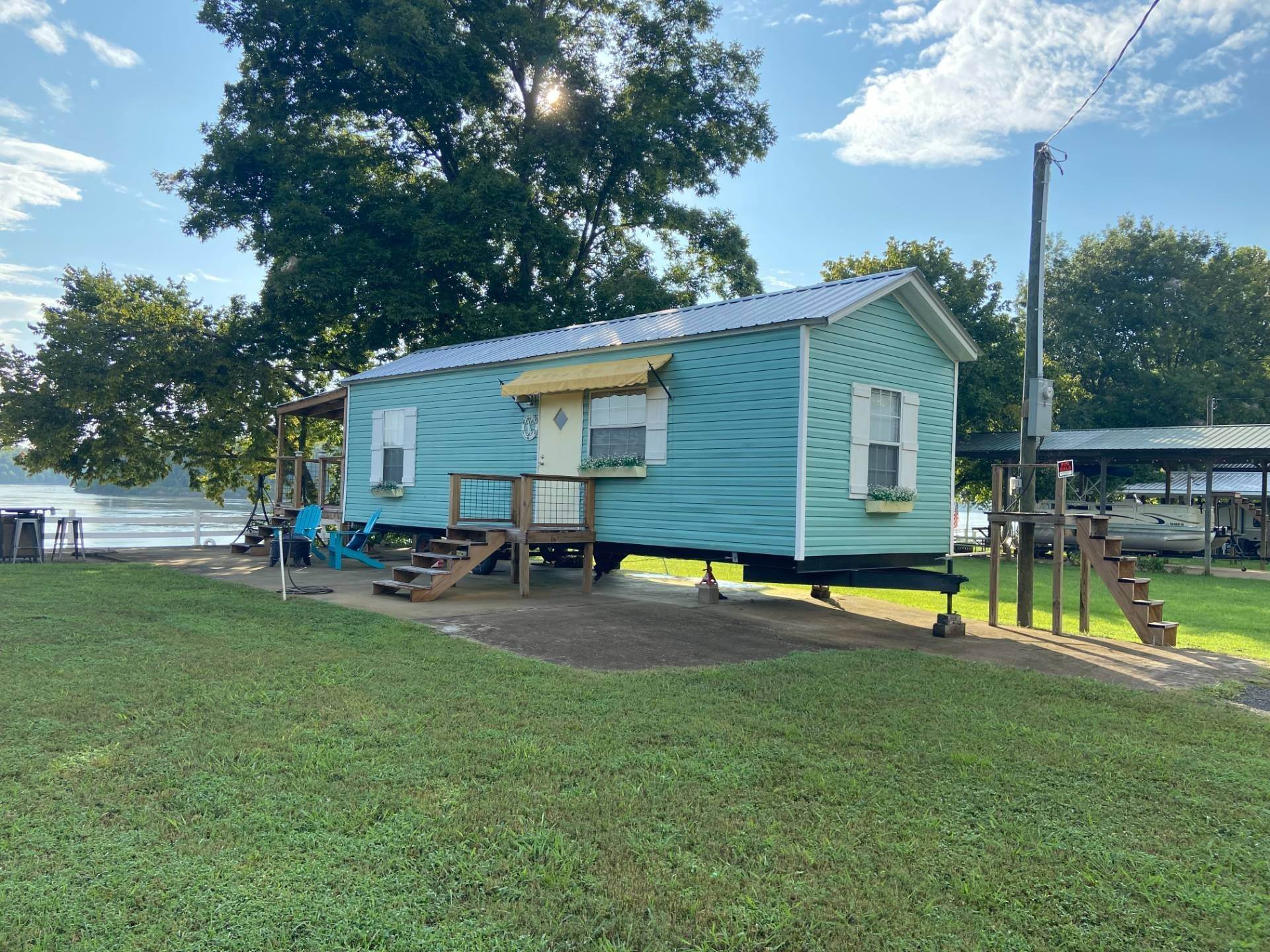 3. Mobile Home for Sale at Clifton, TN 38425