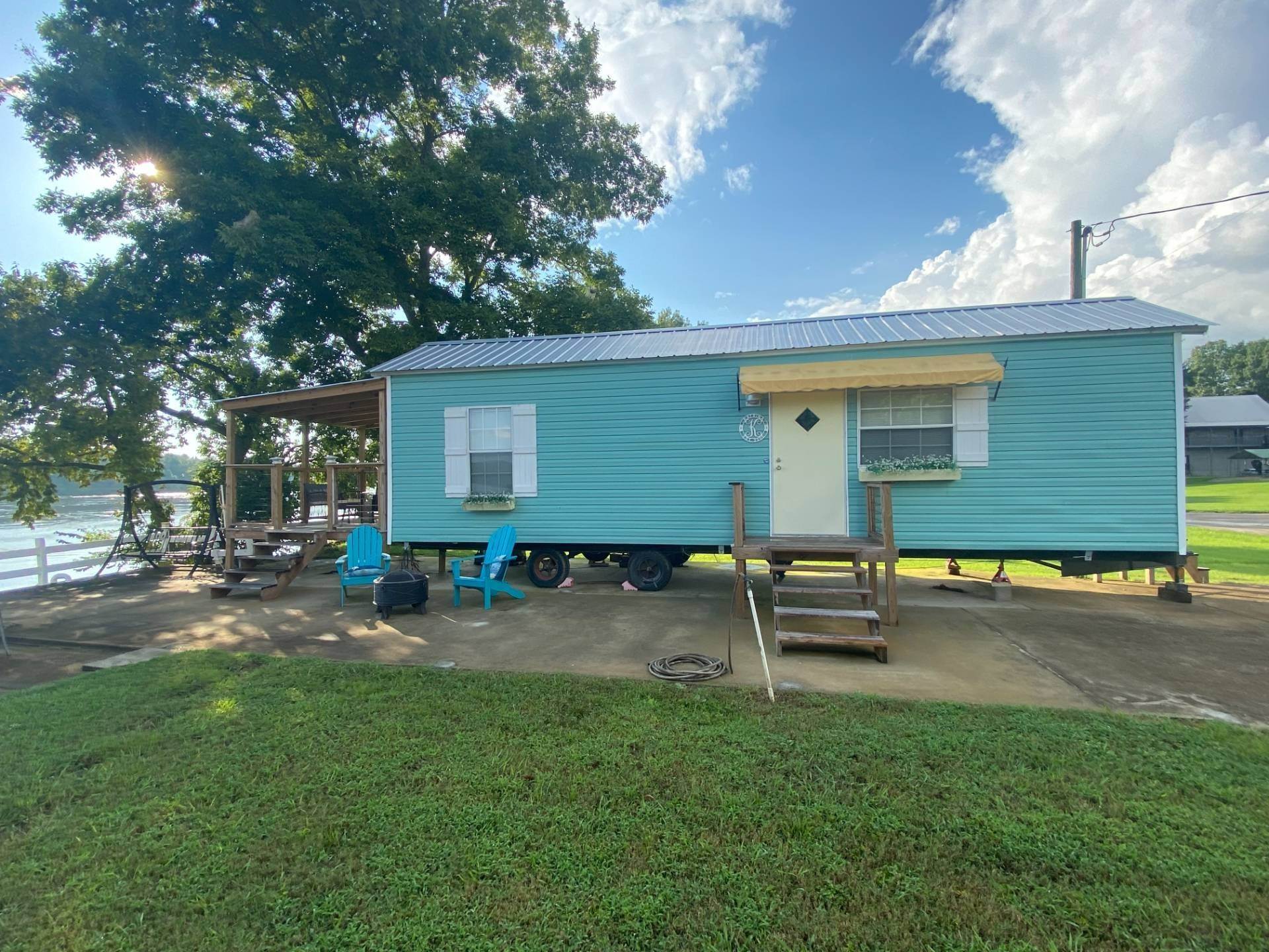 4. Mobile Home for Sale at Clifton, TN 38425