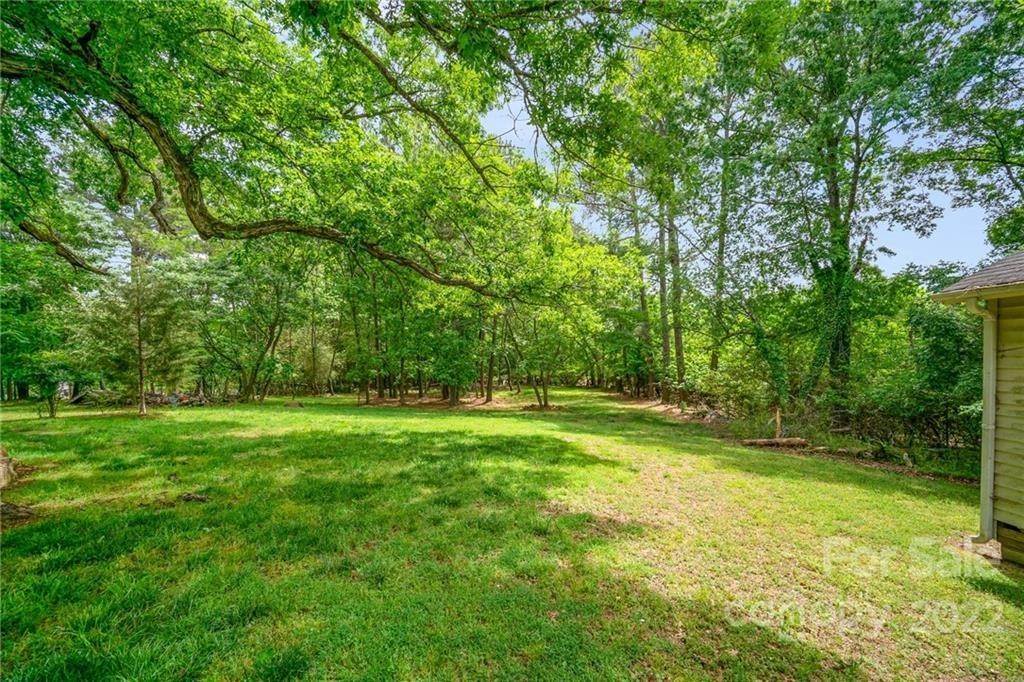 17. Single Family for Sale at Monroe, NC 28112