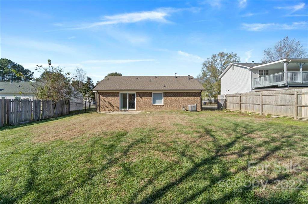 30. Single Family for Sale at Monroe, NC 28110