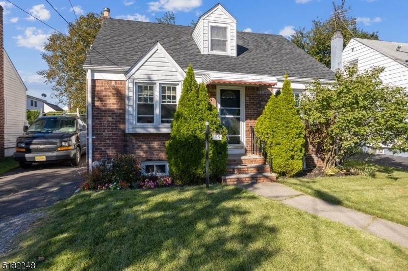 3. Single Family for Sale at Clifton, NJ 07011