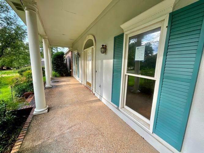 17. Single Family for Sale at Madison, MS 39110