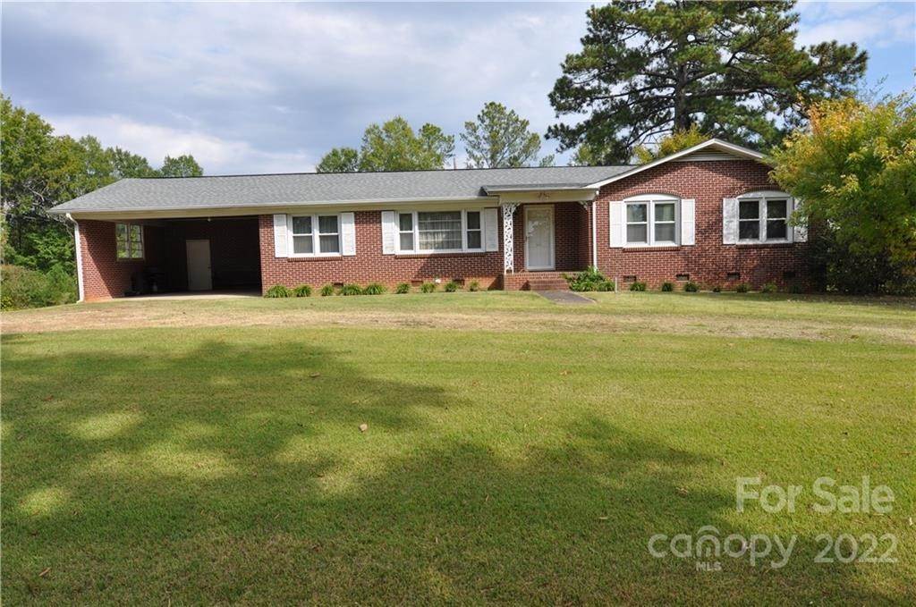 6. Single Family for Sale at Chester, SC 29706