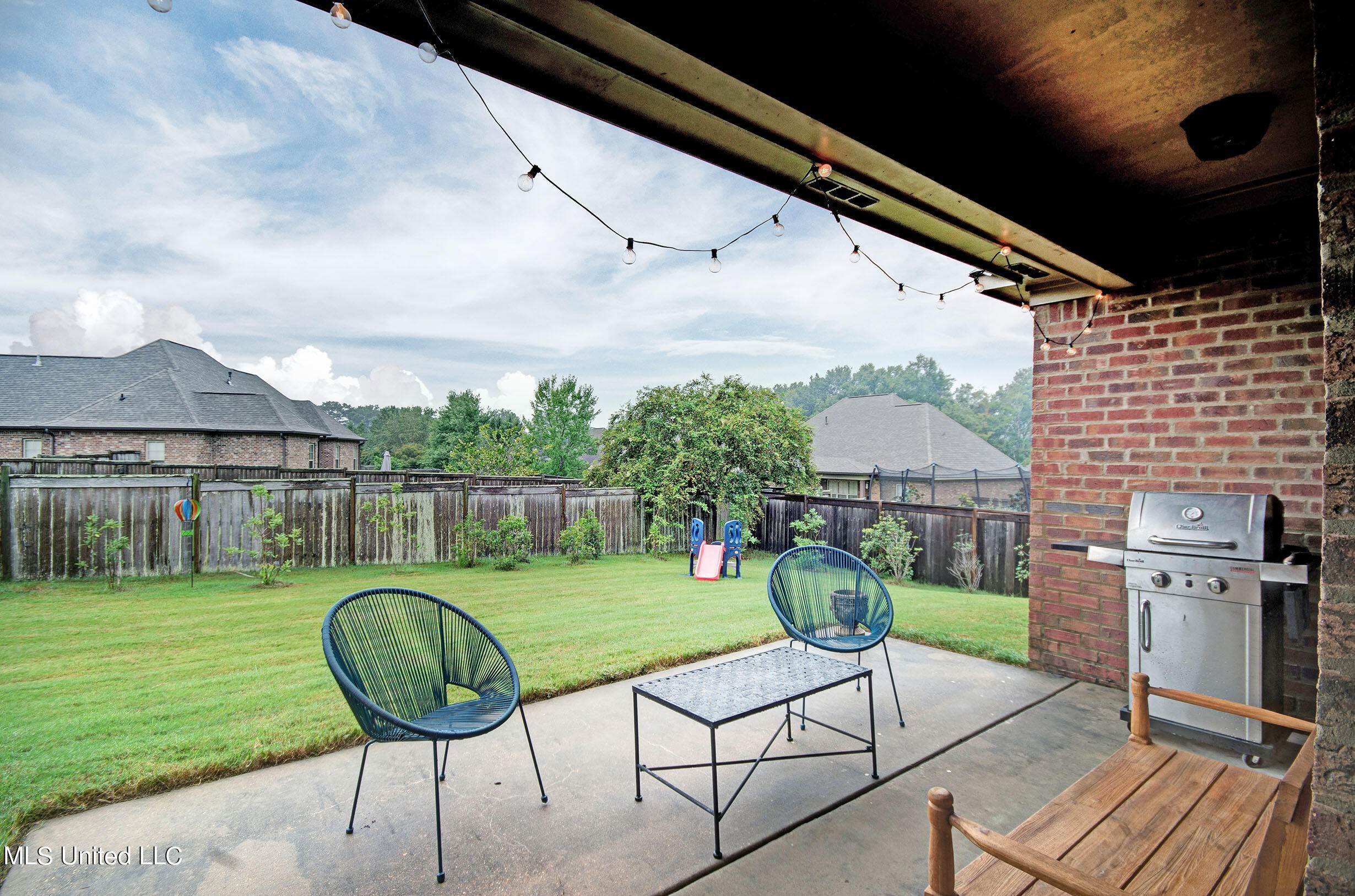 27. Single Family for Sale at Madison, MS 39110