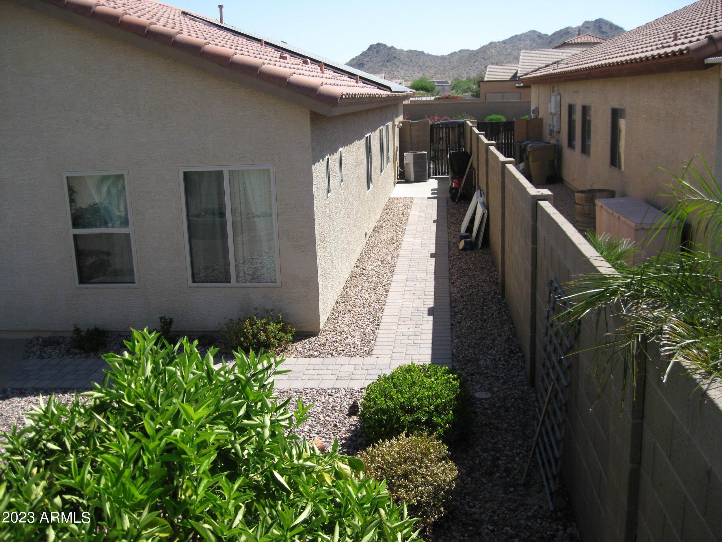 35. Single Family for Sale at Goodyear, AZ 85338