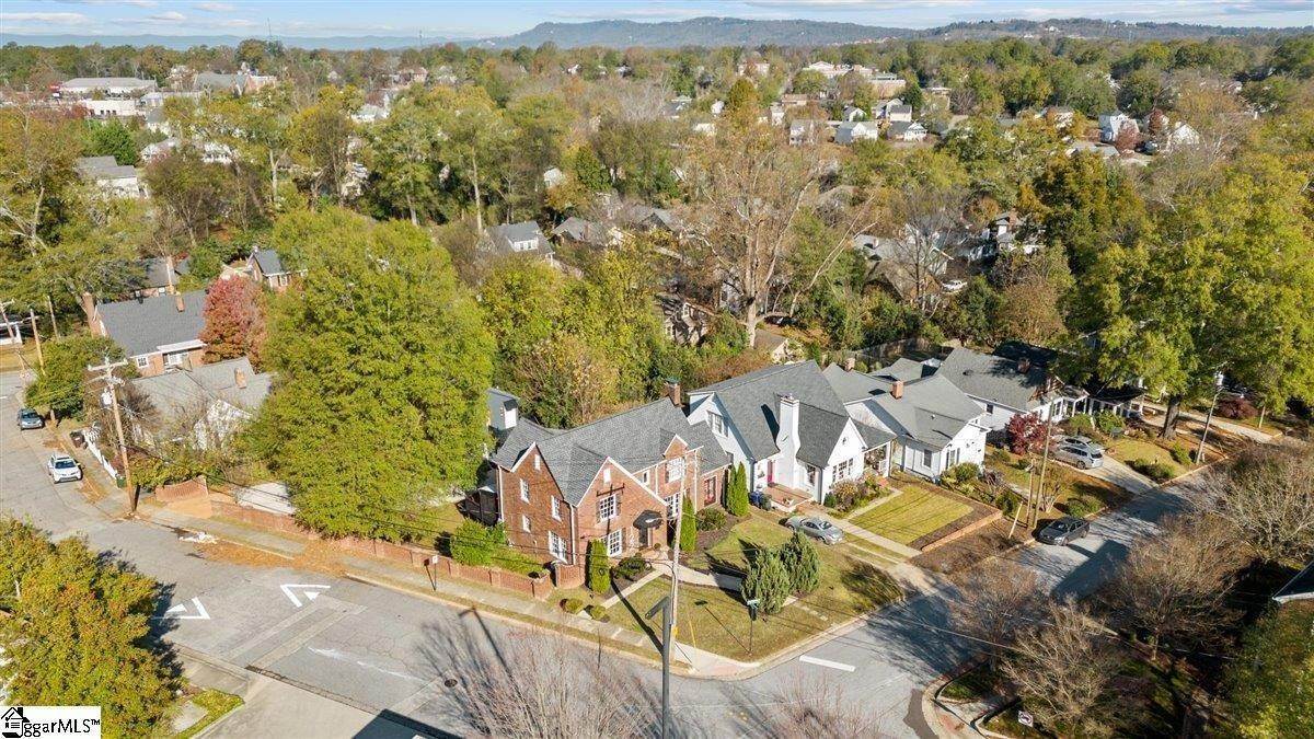 36. Single Family for Sale at Greenville, SC 29601
