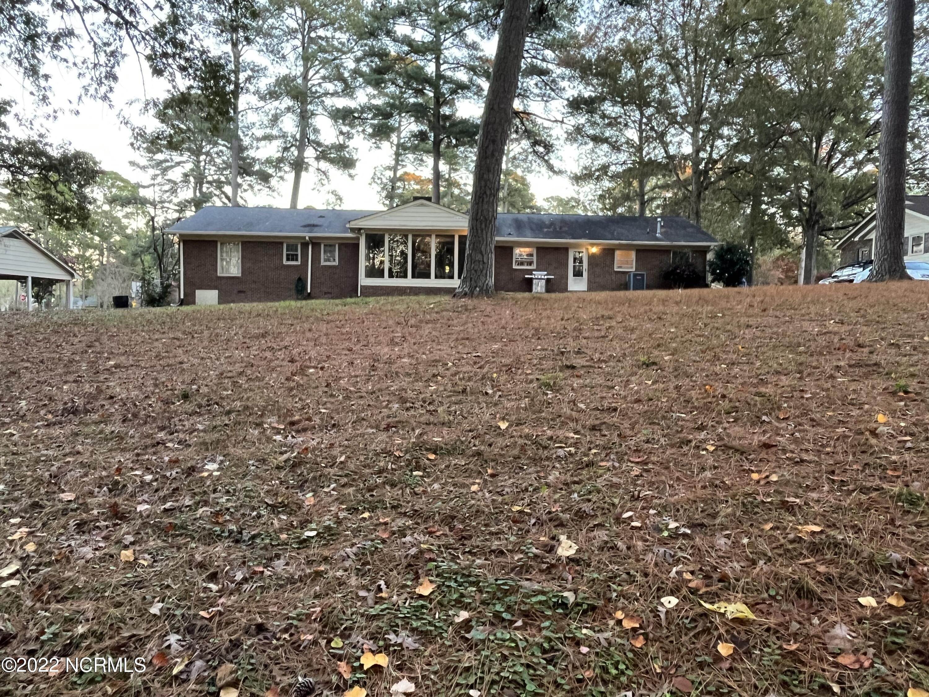4. Single Family for Sale at Greenville, NC 27858