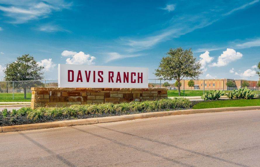 3. Davis Ranch building at 10219 Cactus Hills, San Antonio, TX 78254