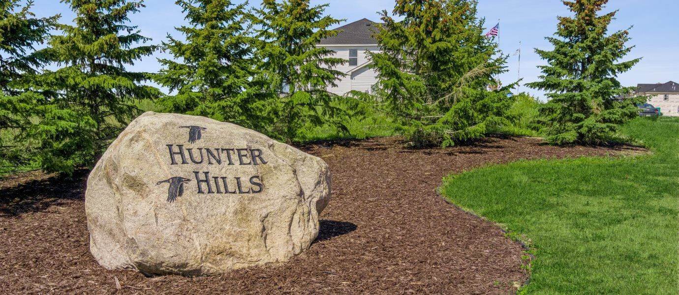 13. Hunter Hills - Discovery Collection建于 8016 Lander Avenue NE, 奥奇戈, MN 55301