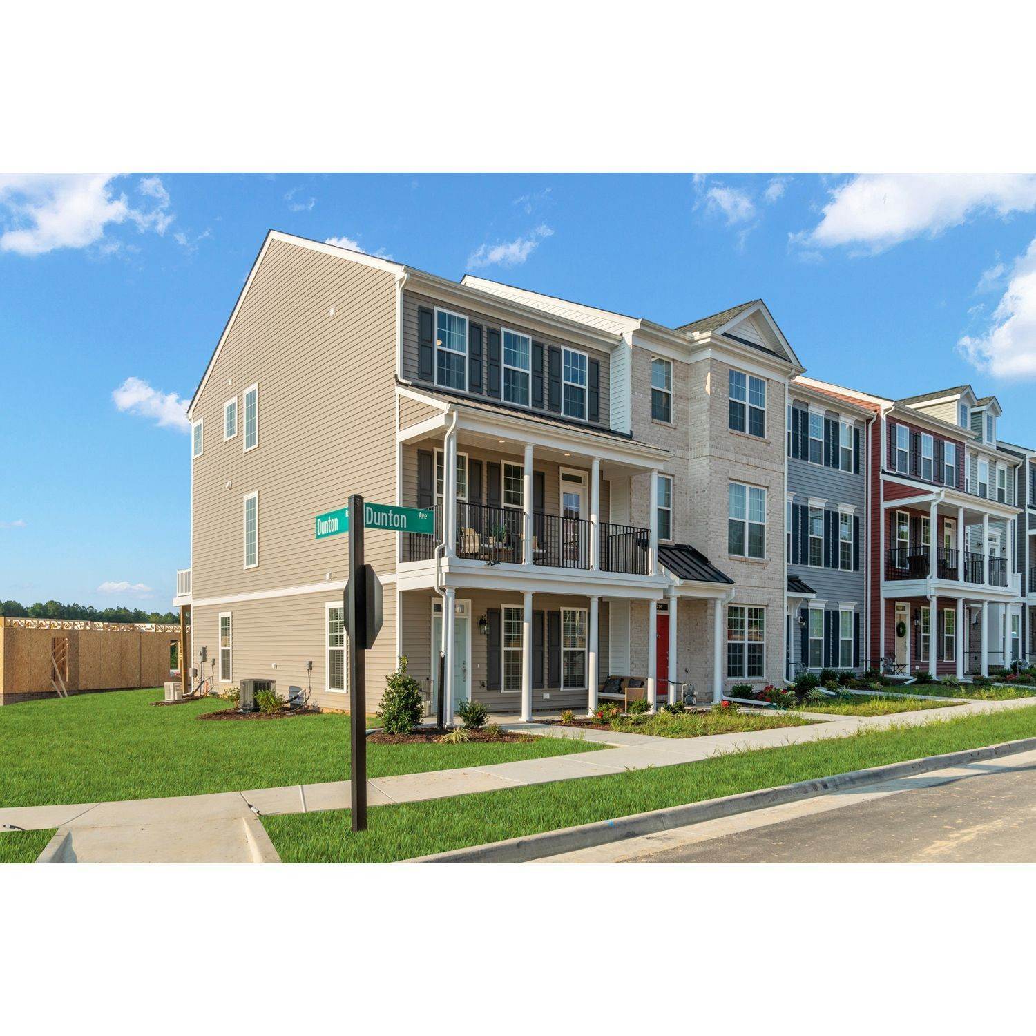 Cosby Village 3-Story Townhomes xây dựng tại 15220 Dunton Avenue, Chesterfield, VA 23832