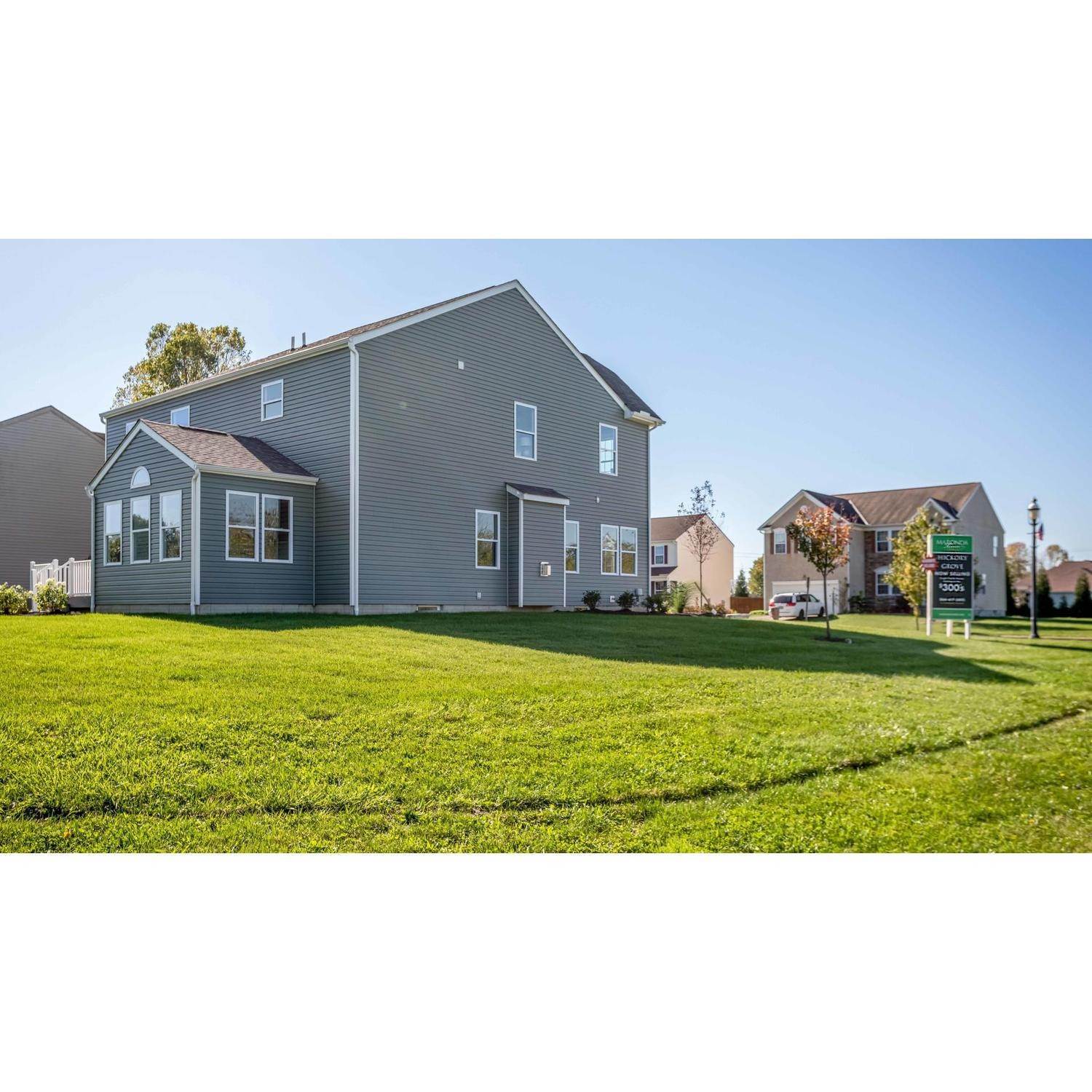 4. Single Family for Sale at Monroe, OH 45050