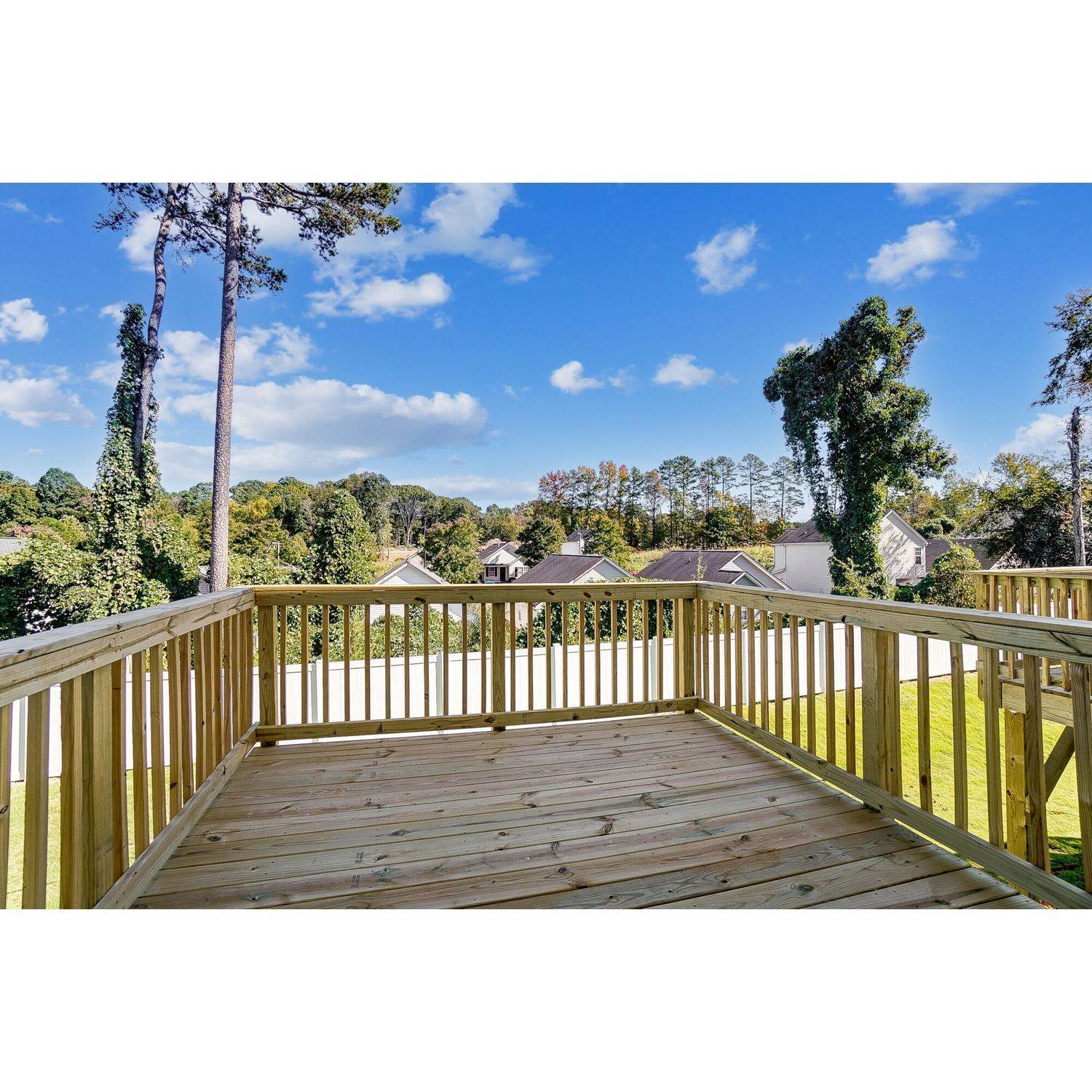 Multi Family for Sale at Charlotte, NC 28216