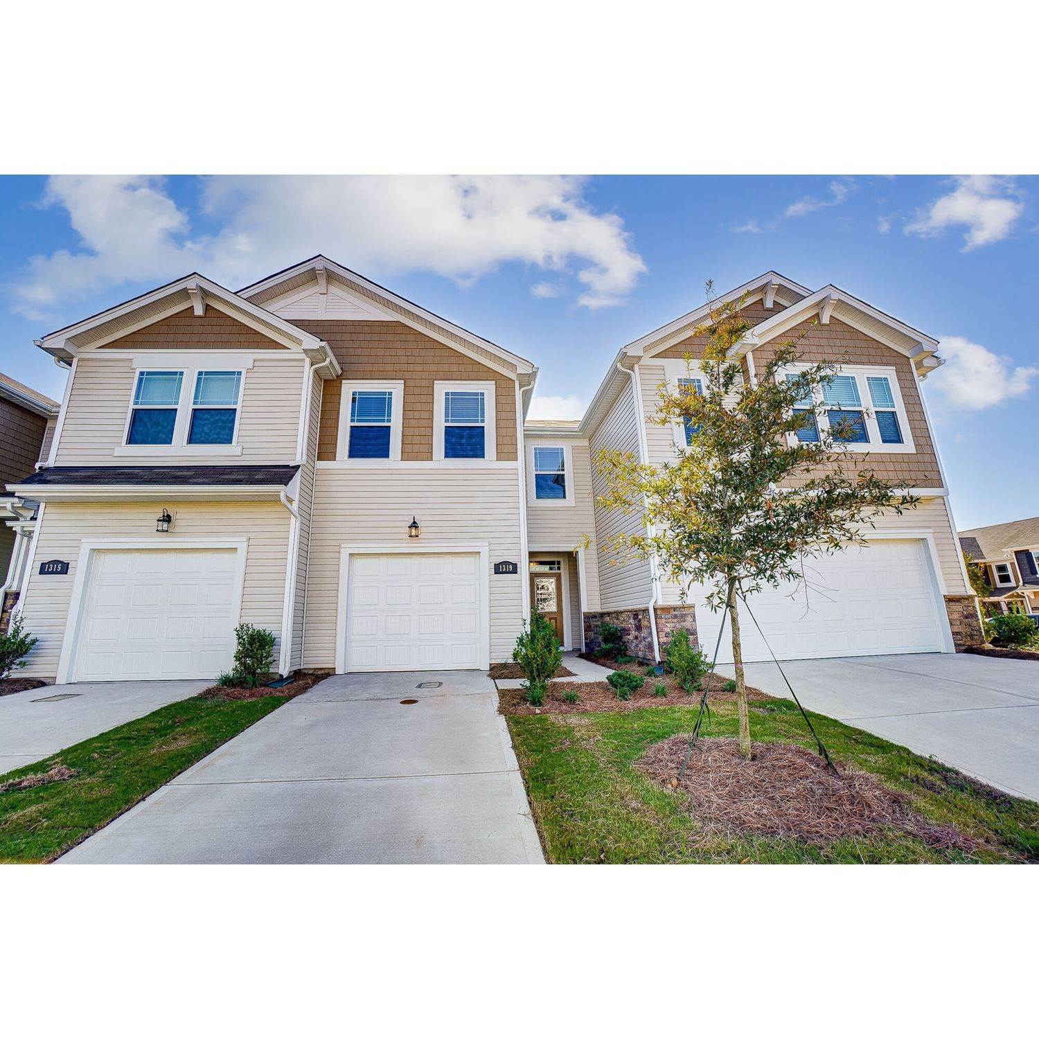 Single Family for Sale at Charlotte, NC 28269