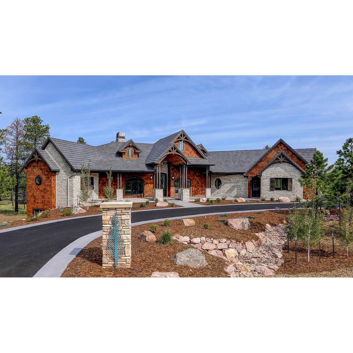35. Galiant Homes prédio em 4783 Farmingdale Dr, Colorado Springs, CO 80918