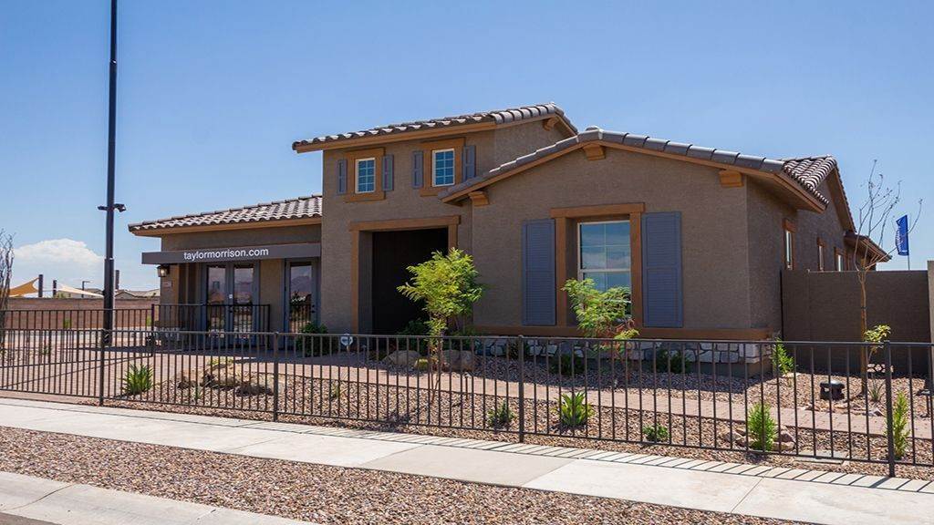 4. Single Family for Sale at La Mira Expedition Collection 5730 S. Bailey, Mesa, AZ 85212
