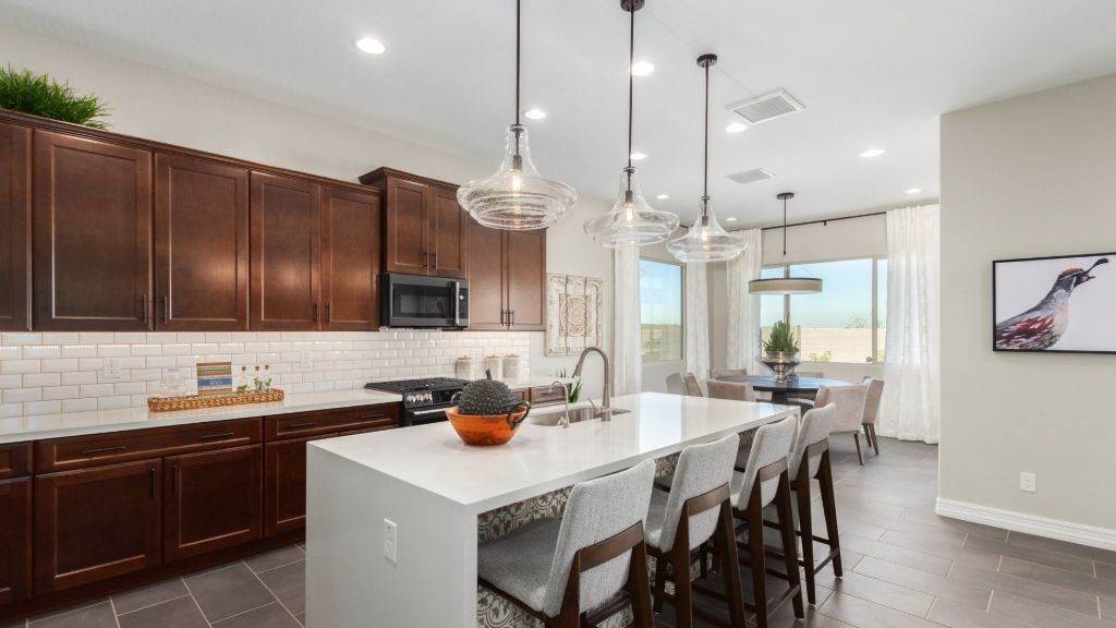 9. Single Family for Sale at La Mira Expedition Collection 5730 S. Bailey, Mesa, AZ 85212