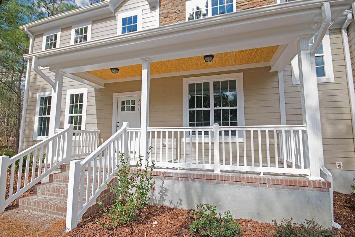 4. ValueBuild Homes - Fayetteville - Build On Your Lot prédio em 3015 Jefferson Davis Highway (Us1), Fayetteville, NC 28314