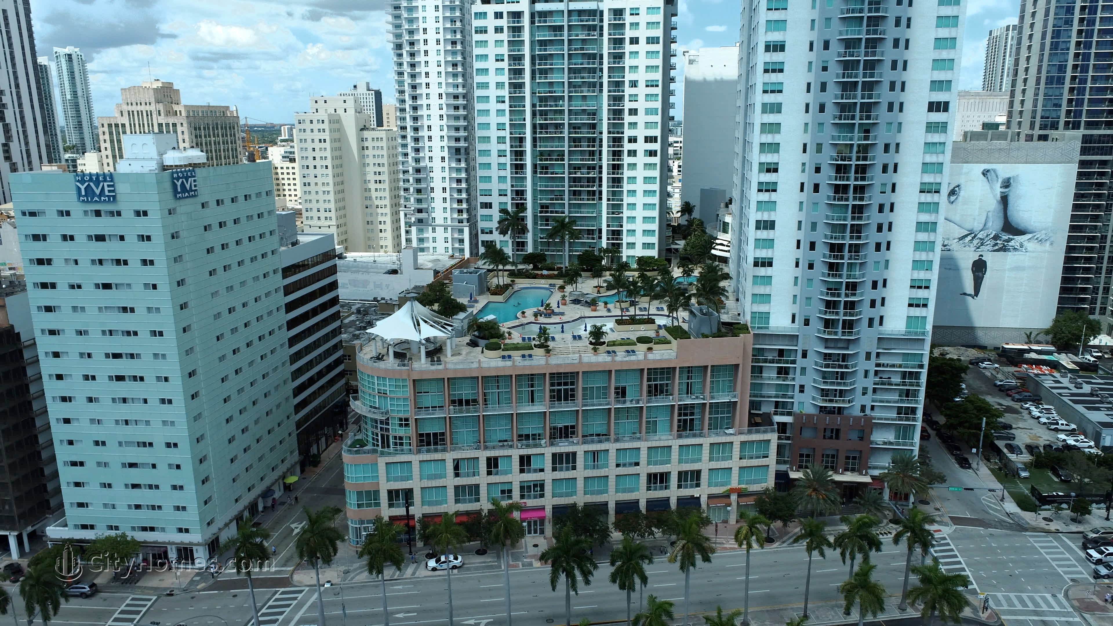 4. Vizcayne South building at 253 NE 2nd Street, Downtown Miami, Miami, FL 33132