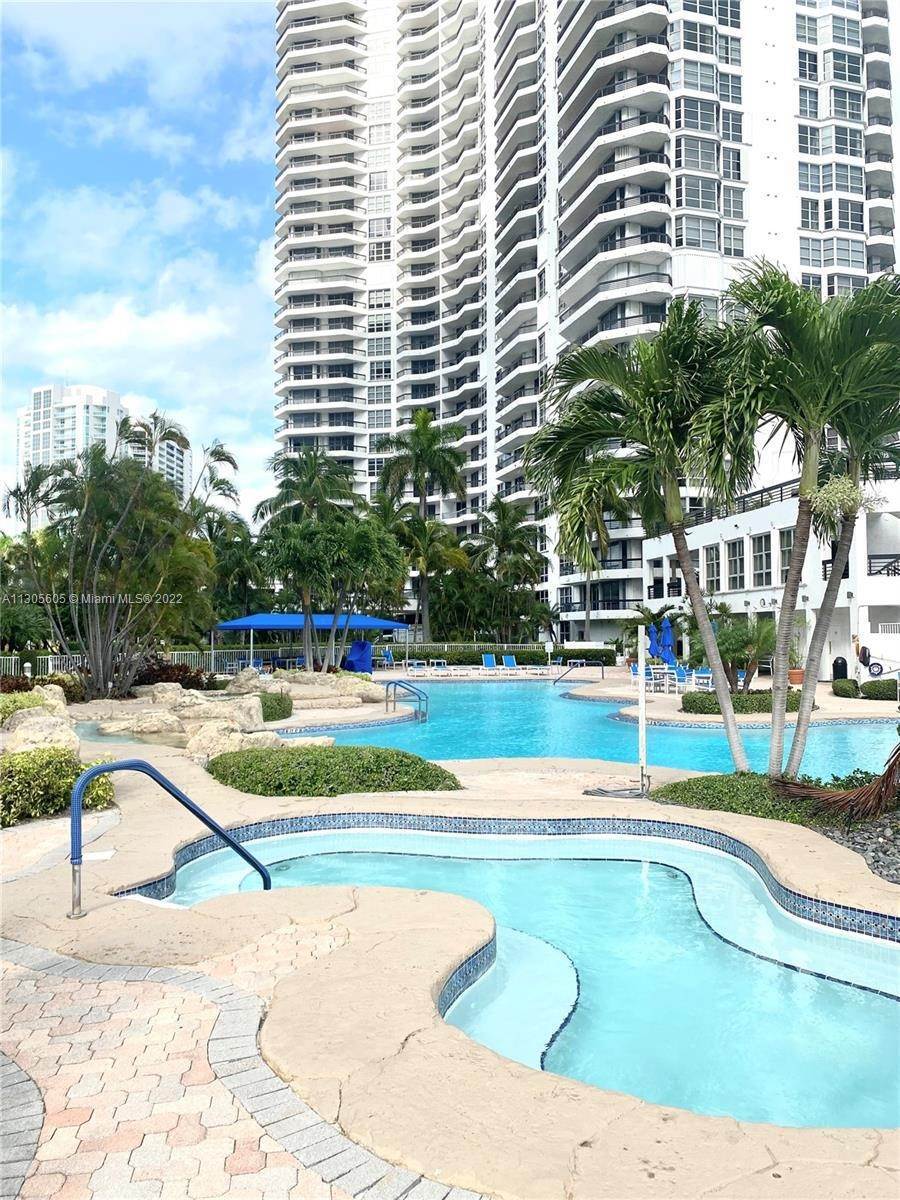46. Condominium for Sale at Aventura, FL 33180