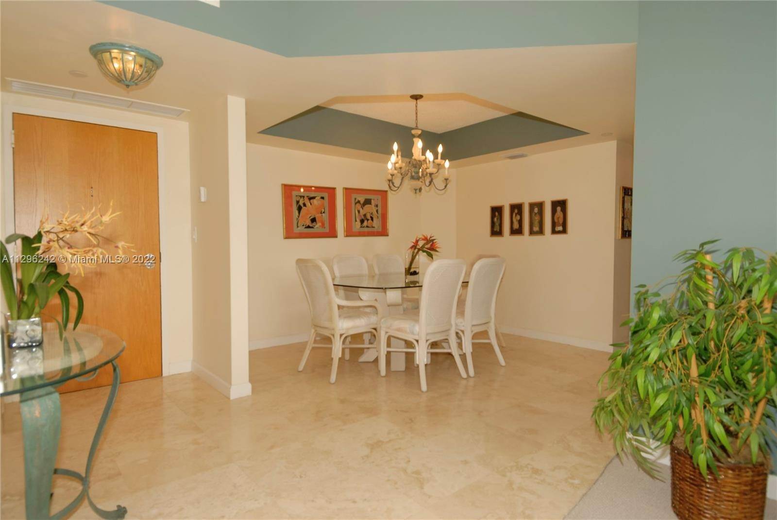 50. Condominium for Sale at Aventura, FL 33180