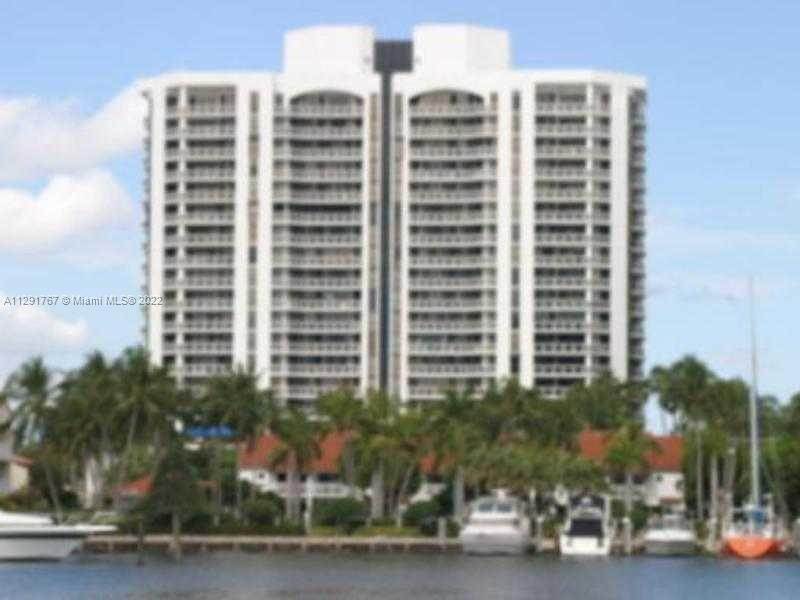 38. Condominium for Sale at Aventura, FL 33180