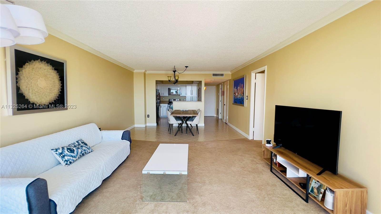 5. Condominium for Sale at Aventura, FL 33160