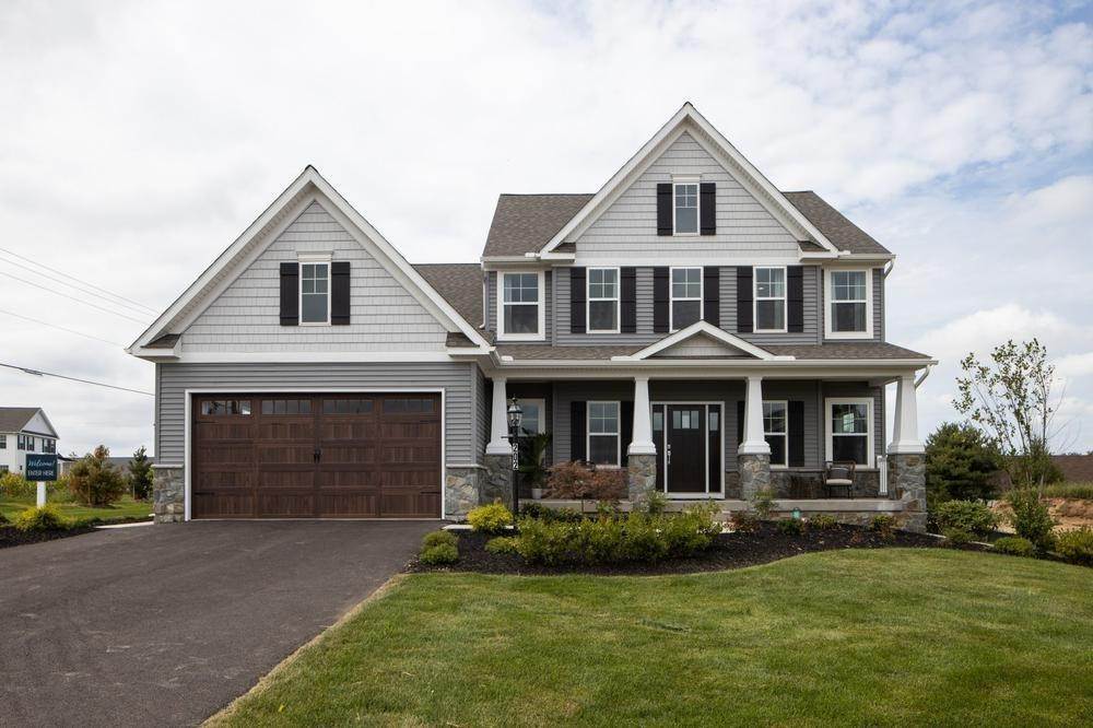 Single Family for Sale at Pennsburg, PA 18073